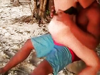 Ragazza e un uomo amatoriale video porno italiani cazzo con passione sulla spiaggia